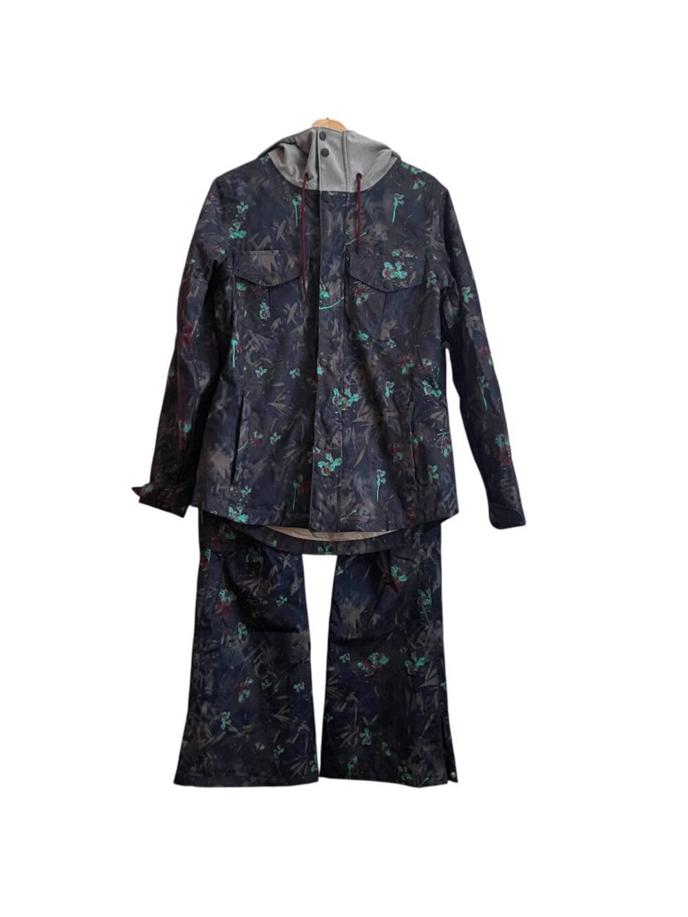 Oakley Womens Floral Snowboard Jacket Size S Pants Size M Ski Set Hooded y2k